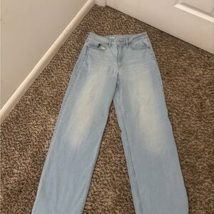 Signature by Levi Strauss Women's Light Blue Straight Leg Jeans